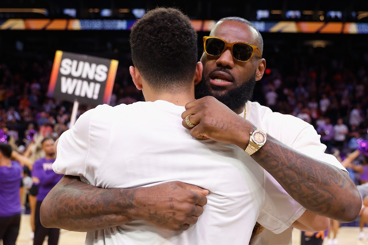 Análise: Temporada de pesadelos para os Lakers termina de forma melancólica em Phoenix - Globo.com