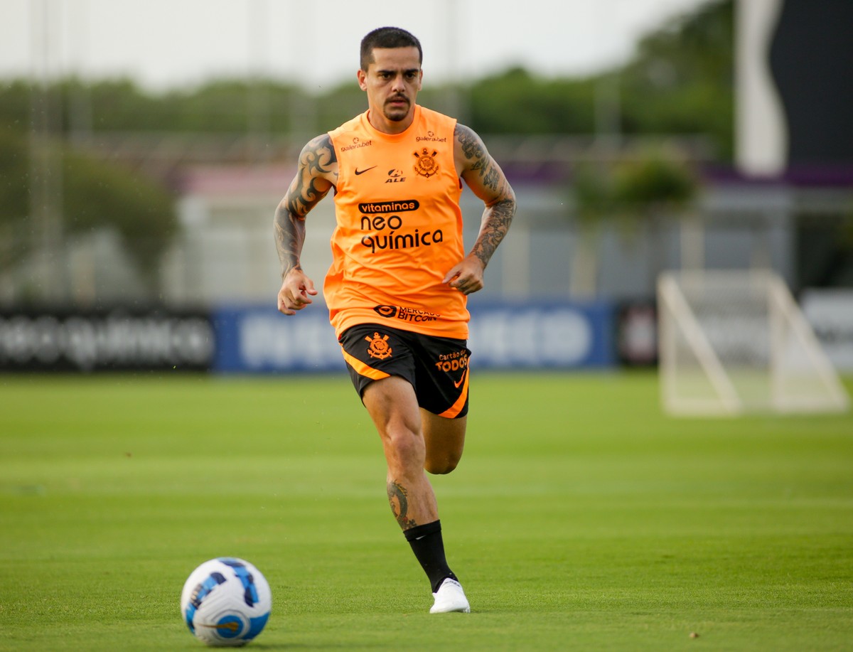 Com Fagner em campo, Corinthians inicia preparação para estreia em casa na Libertadores - Globo.com