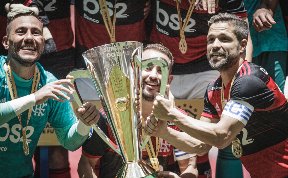 Diego Alves, Diego Ribas e mais 3: Quinteto sem espaço no Flamengo custa “caminhão de dinheiro” e valores s... - Bolavip Brasil