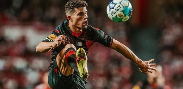 Gerente de futebol do Corinthians confirma contratação de Rafael Ramos - UOL Esporte