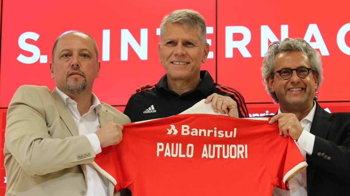 Paulo Autuori é apresentado e resume função no Inter: 