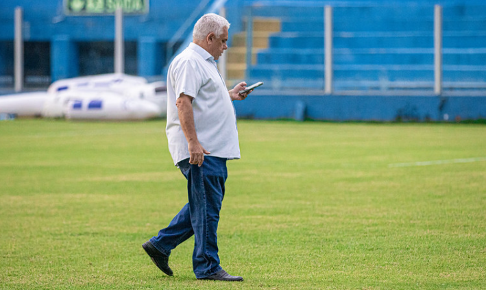 Presidente do Paysandu zoa o Remo, critica FPF e exalta Fiel - DOL - Diário Online